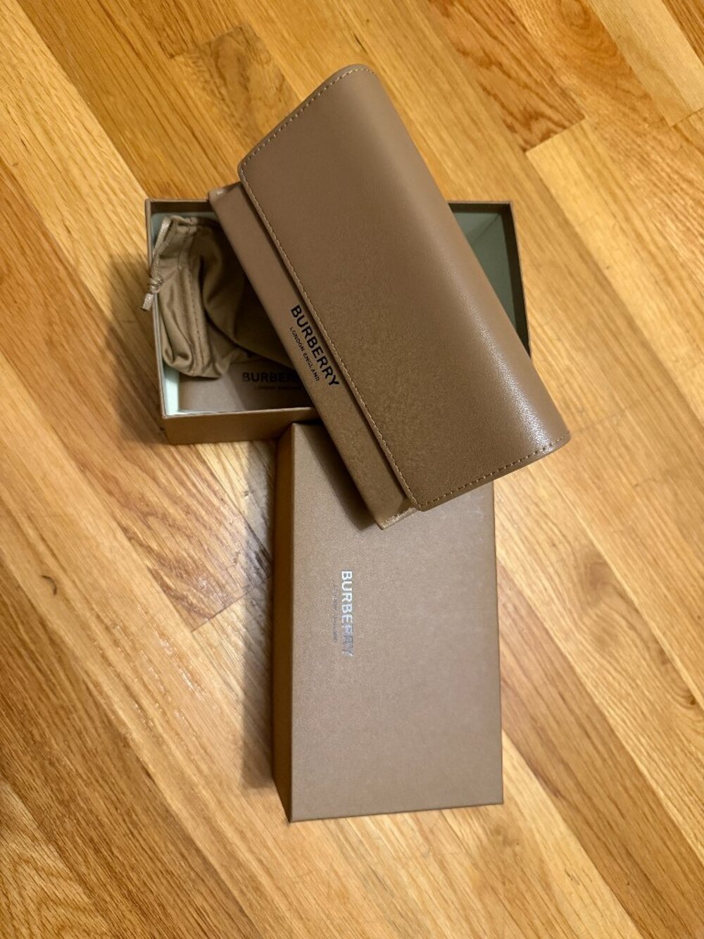 Burberry Leather Sunglasses Case/Clutch